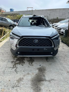 Sucata Toyota Corolla Cross 1.8 Hybrid 2022
